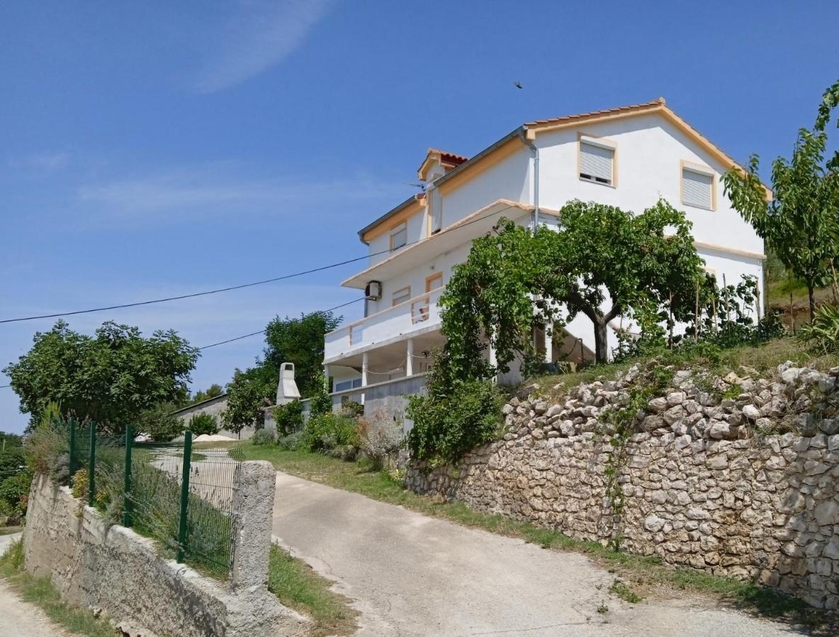 Family Paradise Ražanac Exterior foto